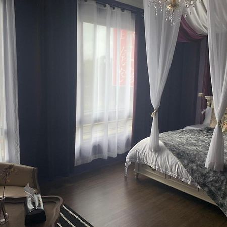 Light Luxury Apartment Apartment T'ai-tung Dış mekan fotoğraf